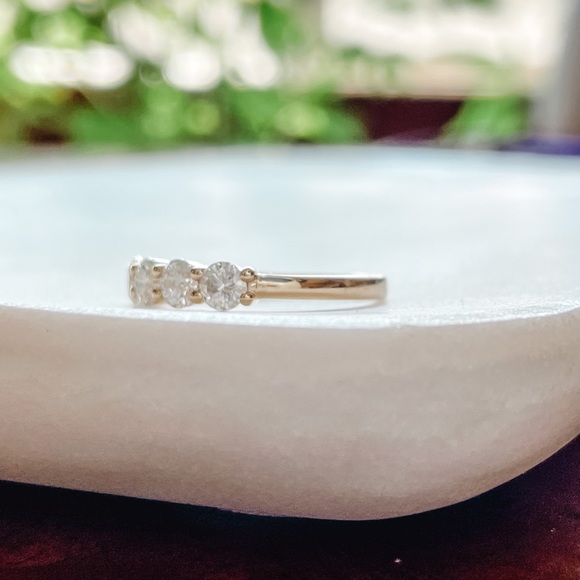 1.25tcw 925/Rhodium 5 Stone Anniversary Ring - Picture 12 of 15